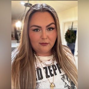 Meet your Posher, Jayme